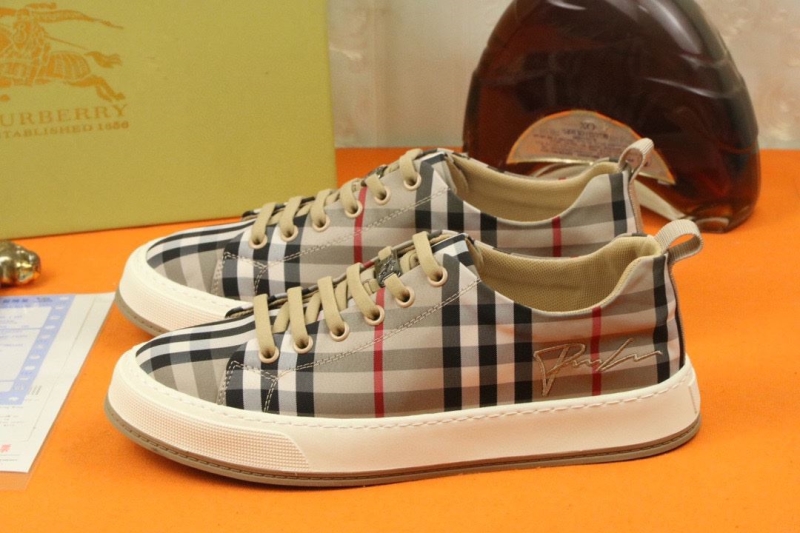 Burberry Sneakers